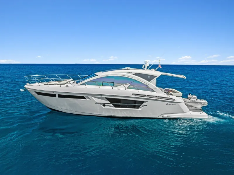 Slide: The Image of Cruisers 54 Cantius 2019 - 4