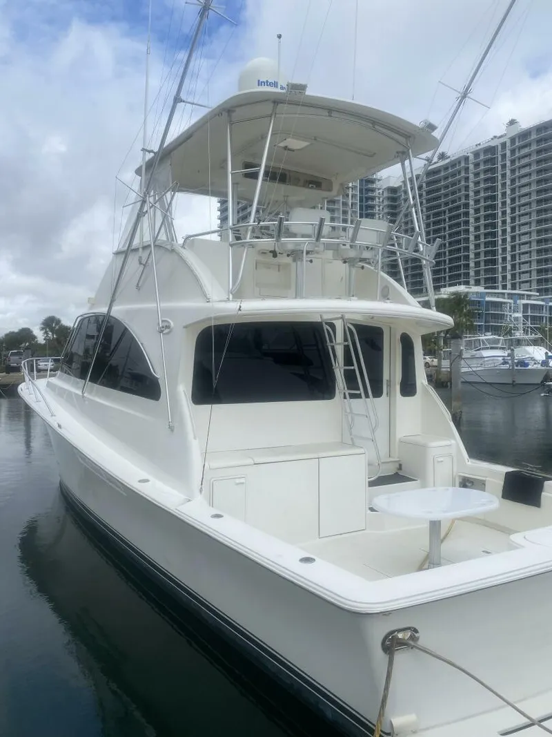 The Image of Ocean 52 Super Sport 2002 - 0