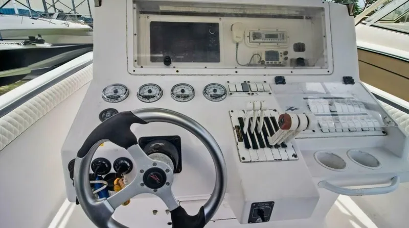 Slide: The Image of Donzi 35 ZF Cuddy 2005 - 11