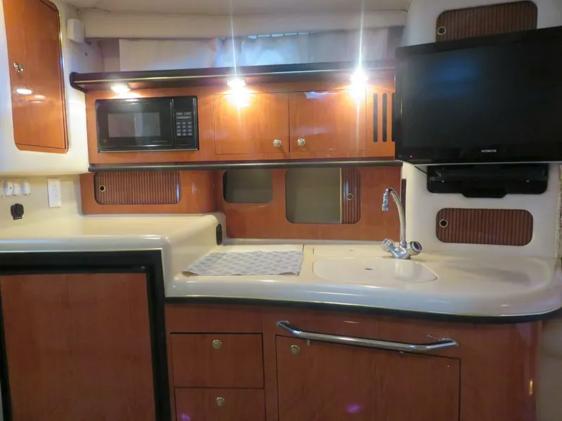 Slide: The Image of Sea Ray 340 Sundancer 2001 - 11