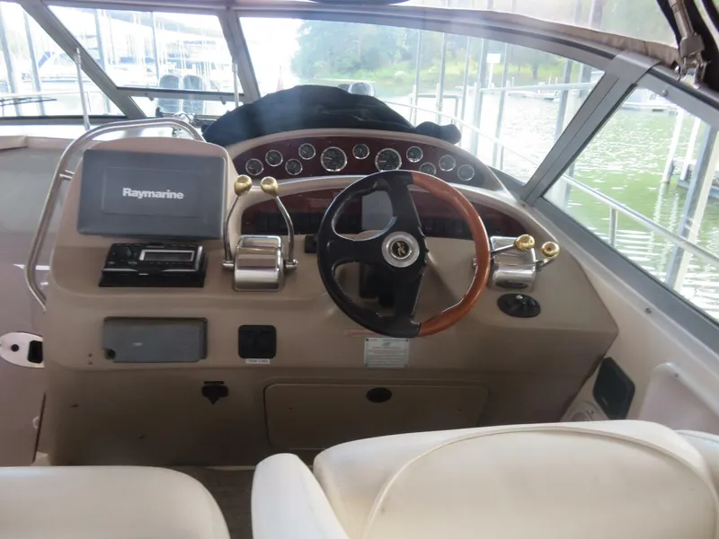 Slide: The Image of Sea Ray 340 Sundancer 2001 - 5