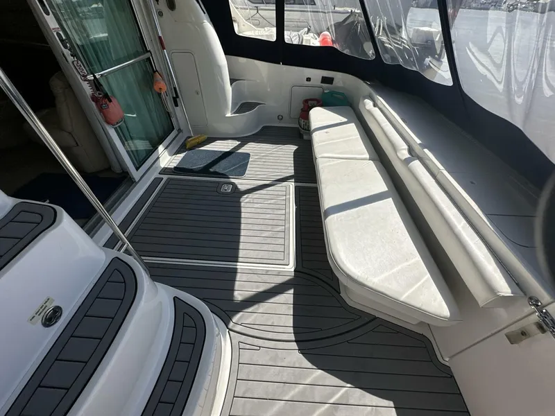 Slide: The Image of Sea Ray 480 Sedan Bridge 2000 - 11