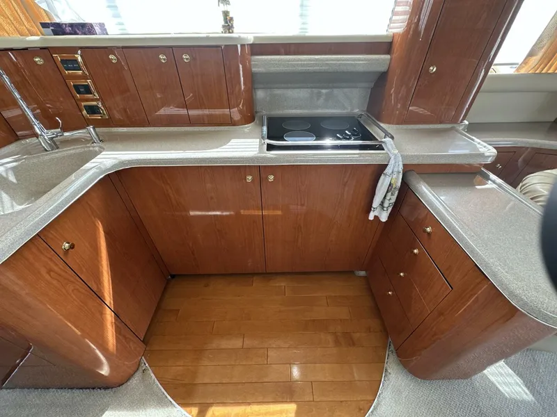 Slide: The Image of Sea Ray 480 Sedan Bridge 2000 - 21