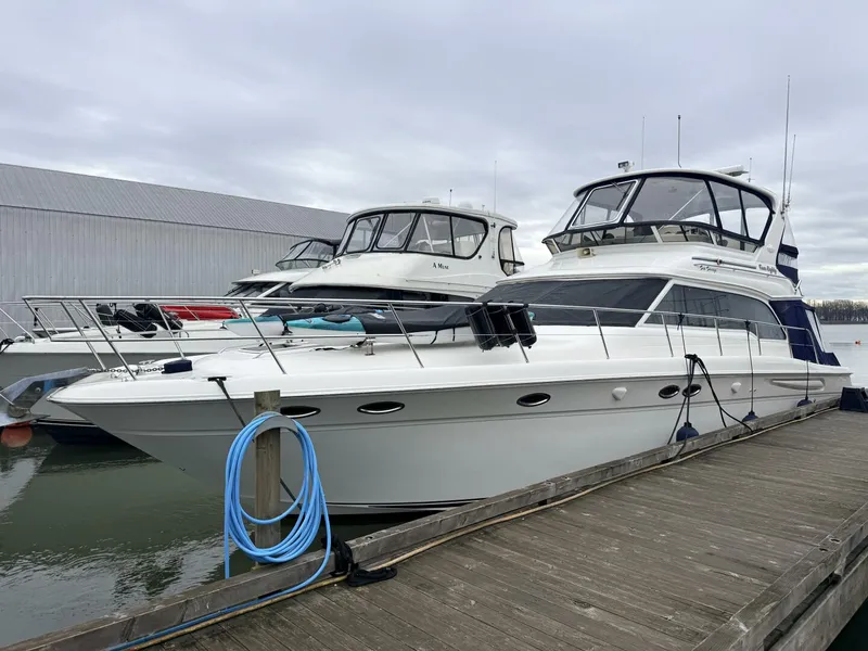 Slide: The Image of Sea Ray 480 Sedan Bridge 2000 - 4