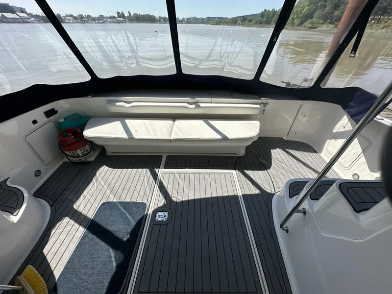Slide: The Image of Sea Ray 480 Sedan Bridge 2000 - 8