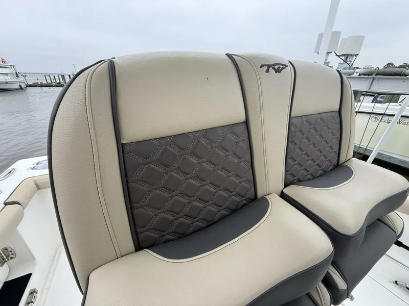 Slide: The Image of Tidewater 256 CC Adventure 2022 - 10