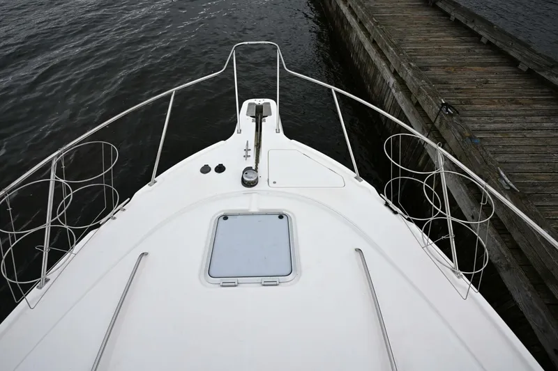 Slide: The Image of Bayliner 4087 Aft Cabin Motoryacht 1996 - 11