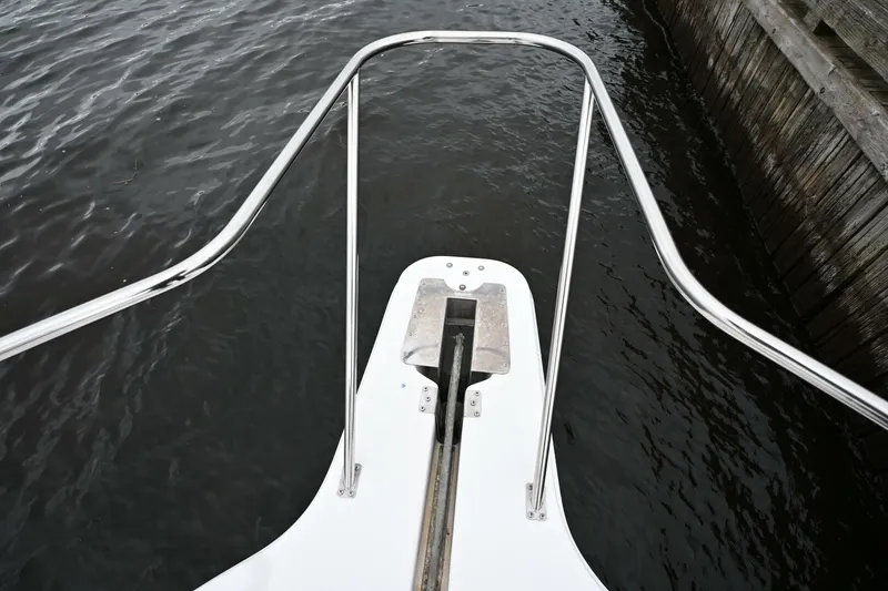 Slide: The Image of Bayliner 4087 Aft Cabin Motoryacht 1996 - 13