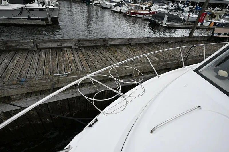 Slide: The Image of Bayliner 4087 Aft Cabin Motoryacht 1996 - 16
