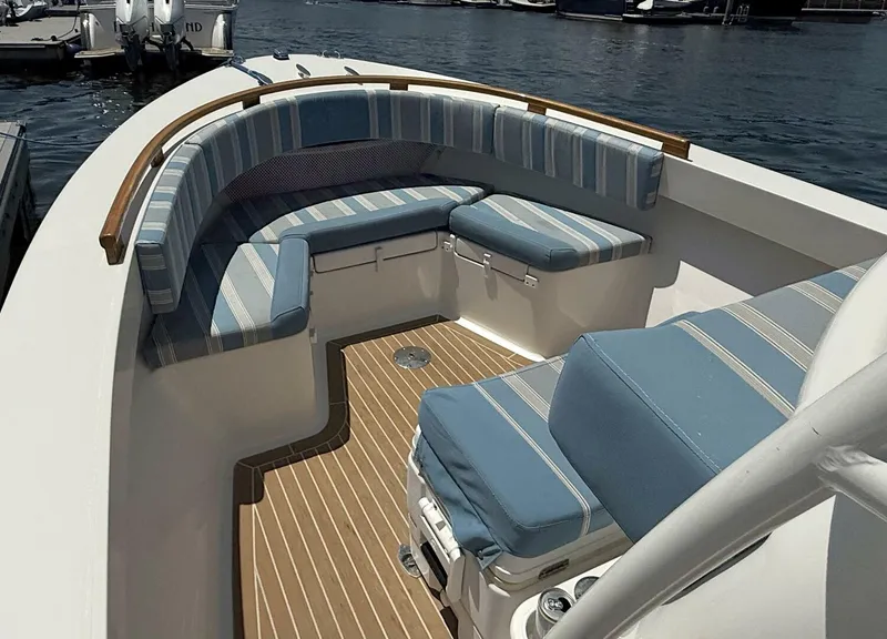 Slide: The Image of Vanquish Bristol Harbor 23 CC 2017 - 2