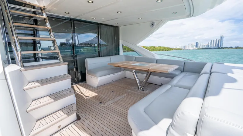Slide: The Image of Sunseeker 68' Sport Yacht 2014 - 16