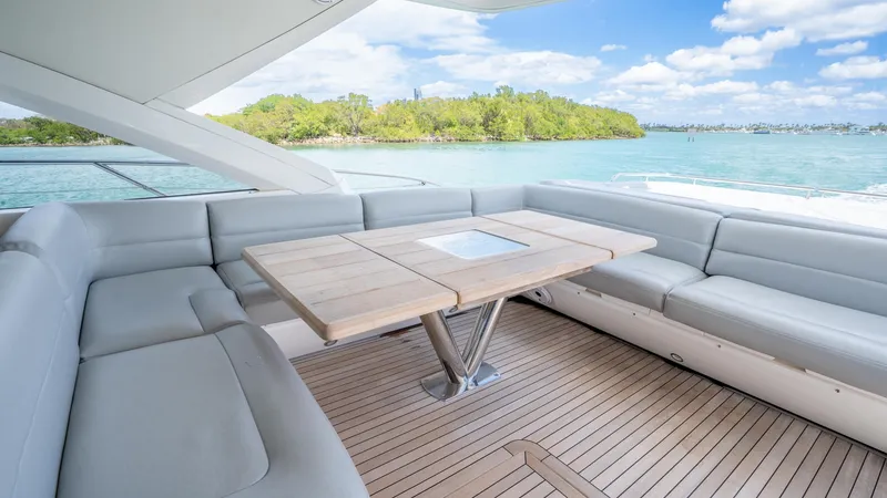 Slide: The Image of Sunseeker 68' Sport Yacht 2014 - 17