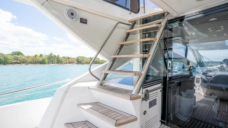 Slide: The Image of Sunseeker 68' Sport Yacht 2014 - 21