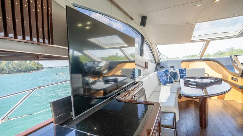 Slide: The Image of Sunseeker 68' Sport Yacht 2014 - 26