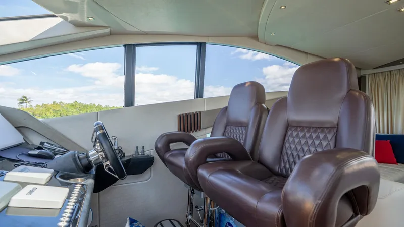 Slide: The Image of Sunseeker 68' Sport Yacht 2014 - 29