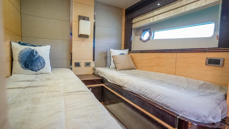 Slide: The Image of Sunseeker 68' Sport Yacht 2014 - 47