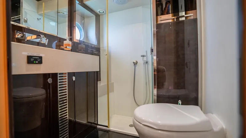 Slide: The Image of Sunseeker 68' Sport Yacht 2014 - 48