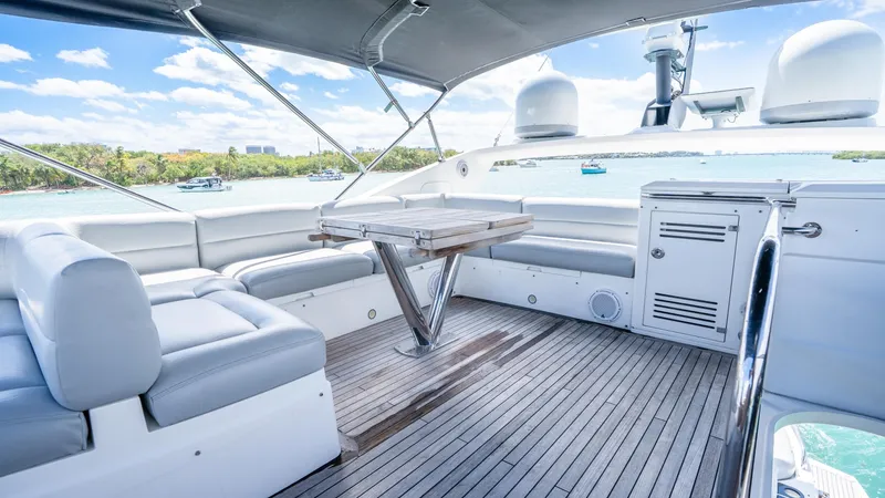Slide: The Image of Sunseeker 68' Sport Yacht 2014 - 62
