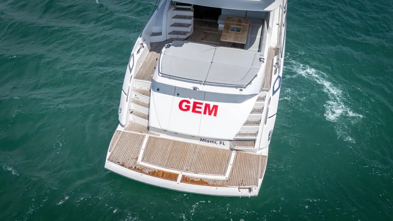 Slide: The Image of Sunseeker 68' Sport Yacht 2014 - 9