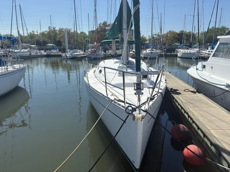 Slide: The Image of Beneteau Oceanis 311 Lifting Keel 2003 - 23