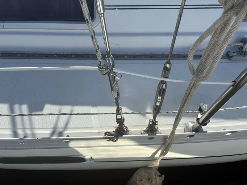 Slide: The Image of Beneteau Oceanis 311 Lifting Keel 2003 - 29