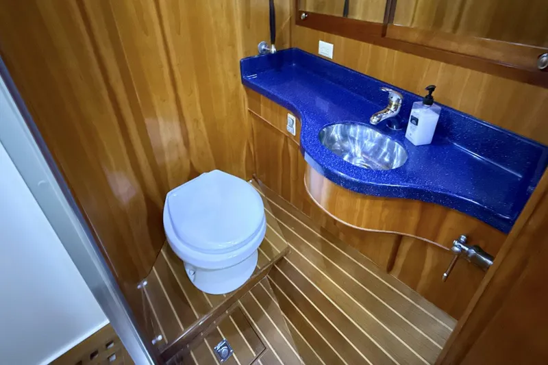 Slide: The Image of Symbol Pilothouse Trawler 2007 - 18