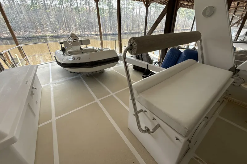 Slide: The Image of Symbol Pilothouse Trawler 2007 - 22