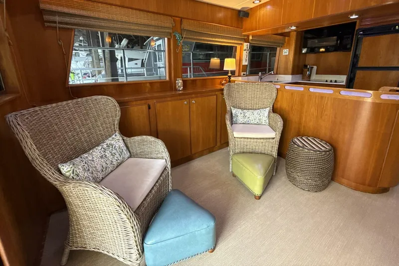 Slide: The Image of Symbol Pilothouse Trawler 2007 - 9