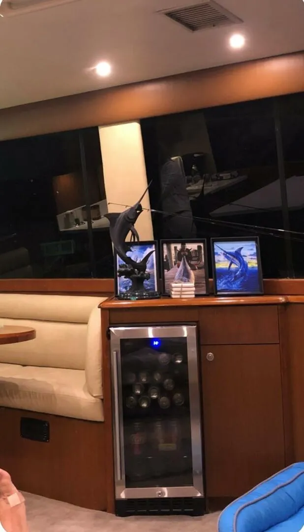 Slide: The Image of Ocean 53 Convertible 1998 - 12