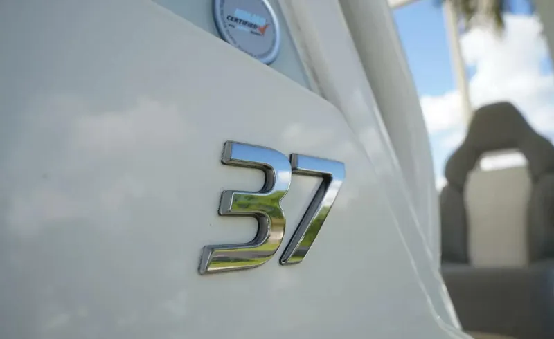 Slide: The Image of Regulator Marine 37 2023 - 27