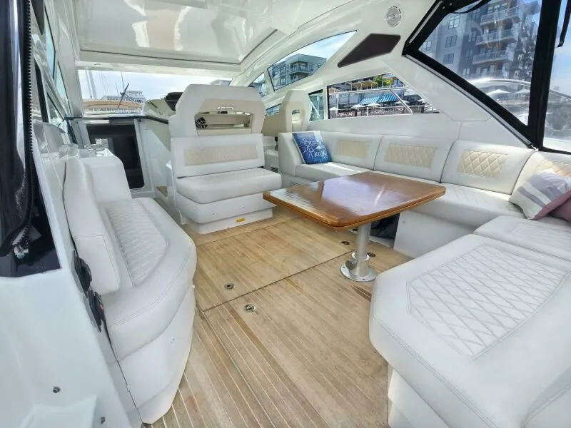 Slide: The Image of Beneteau Gran Turismo 40 2019 - 8
