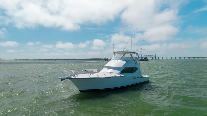 Slide: The Image of Hatteras 50 Convertible 2002 - 37