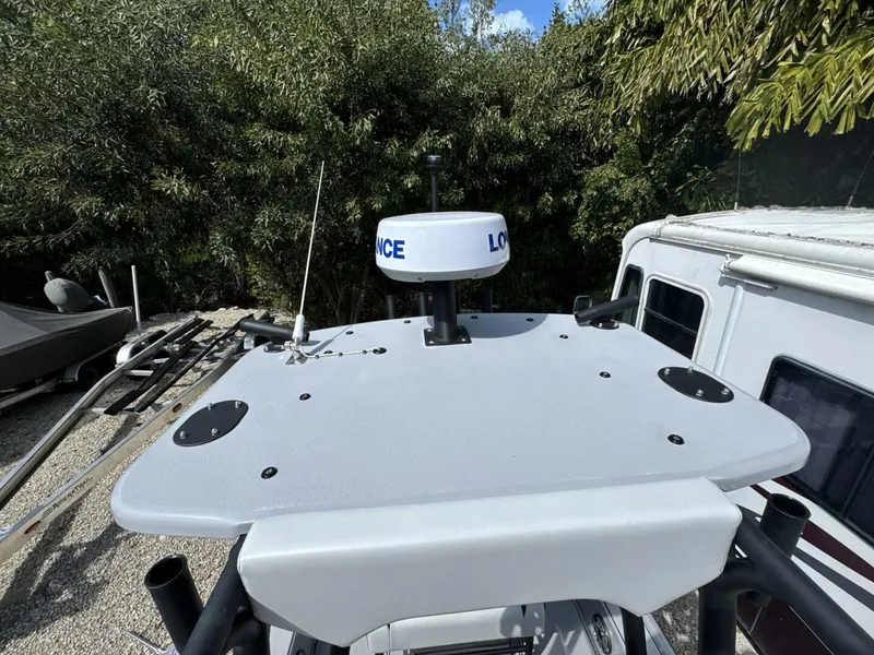 Slide: The Image of Yellowfin 24 Bay Boat 2026 - 5