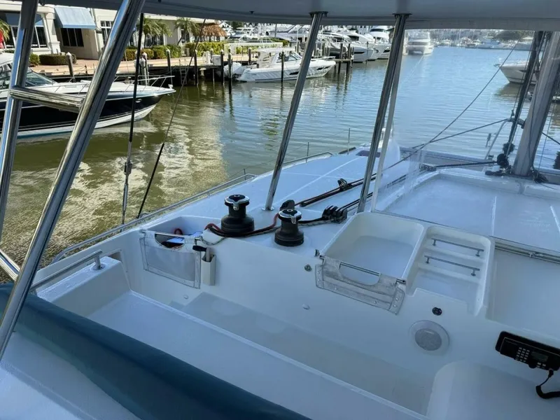 Slide: The Image of Lagoon 450 F 2012 - 7