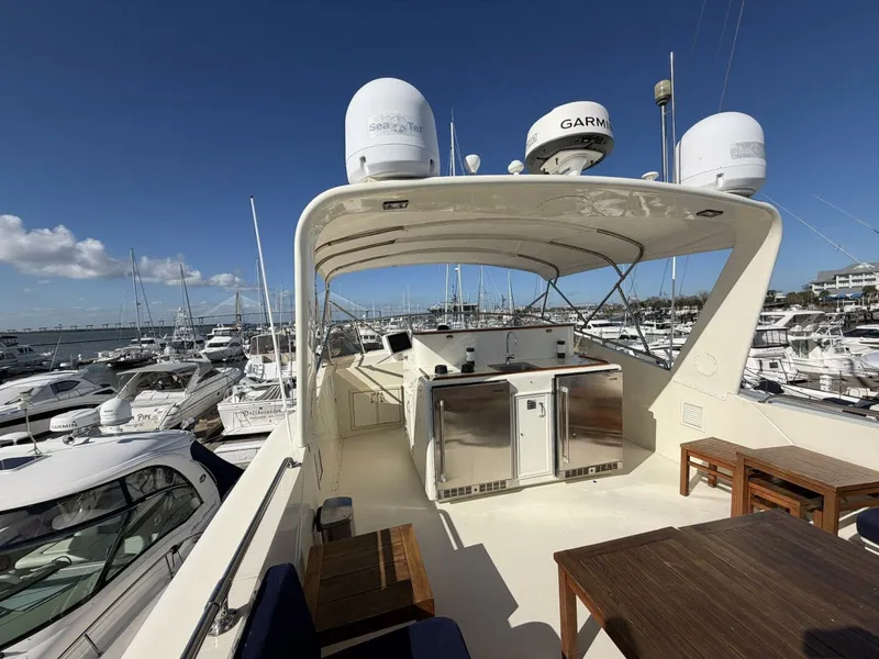 Slide: The Image of Hatteras Motor Yacht 1987 - 19