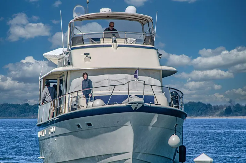Slide: The Image of Hatteras Motor Yacht 1987 - 4