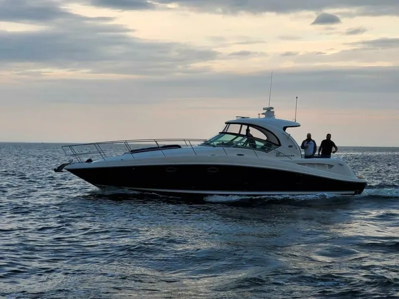 Slide: The Image of Sea Ray 390 Sundancer 2004 - 2