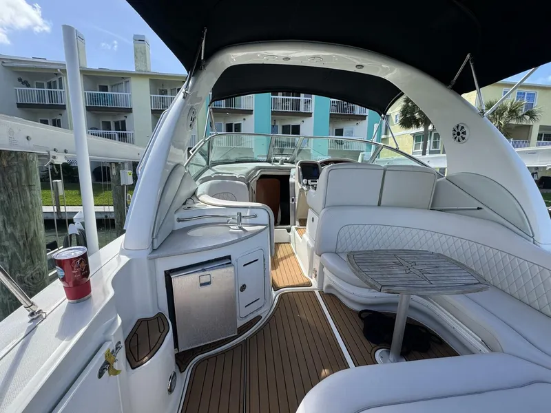 Slide: The Image of Sea Ray 320 Sundancer 2002 - 10