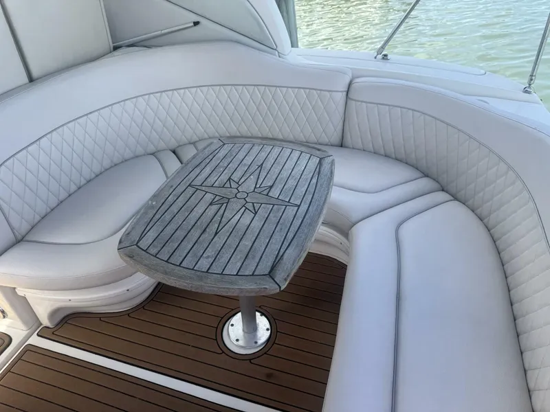 Slide: The Image of Sea Ray 320 Sundancer 2002 - 13