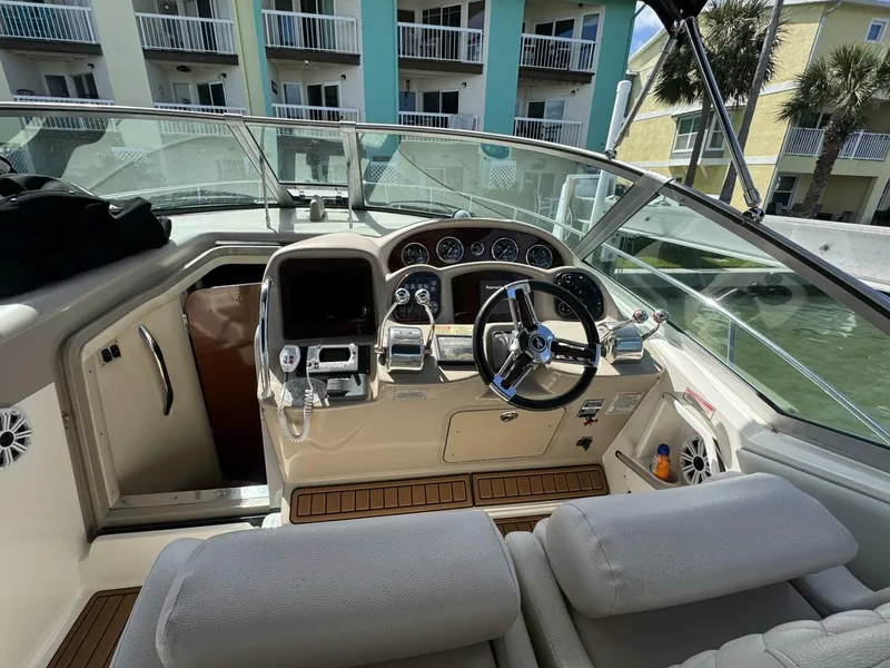 Slide: The Image of Sea Ray 320 Sundancer 2002 - 19