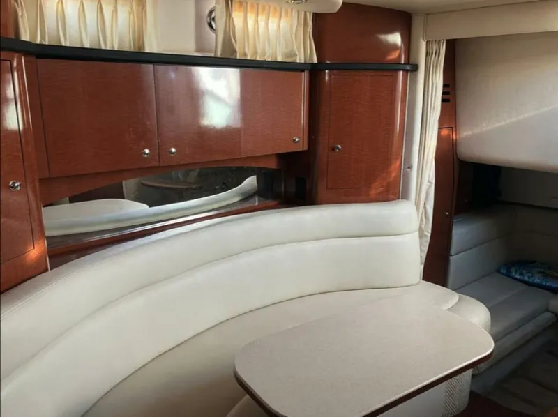Slide: The Image of Sea Ray 320 Sundancer 2002 - 41