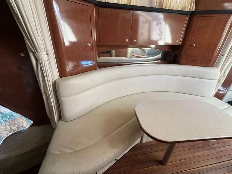 Slide: The Image of Sea Ray 320 Sundancer 2002 - 42