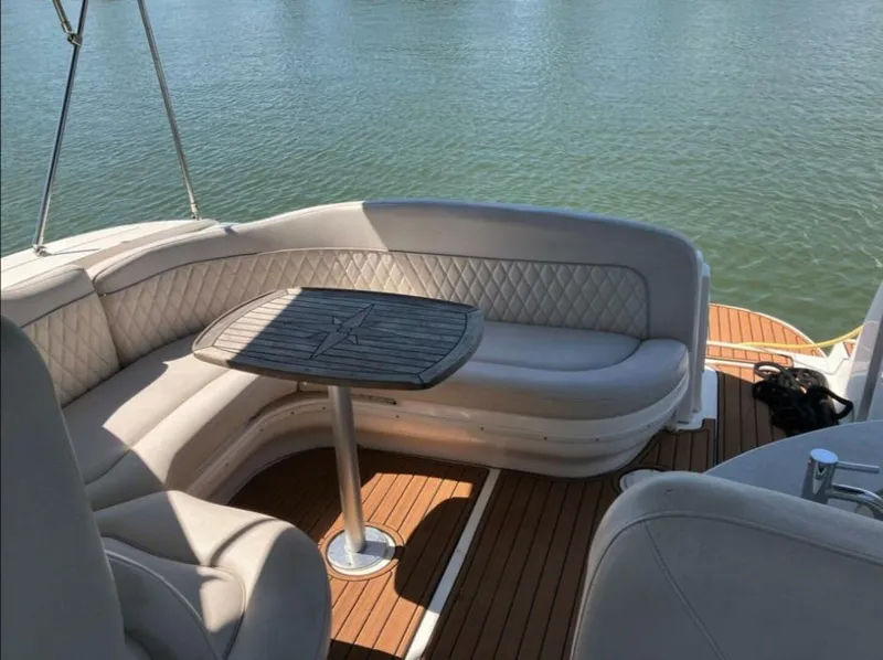 Slide: The Image of Sea Ray 320 Sundancer 2002 - 48