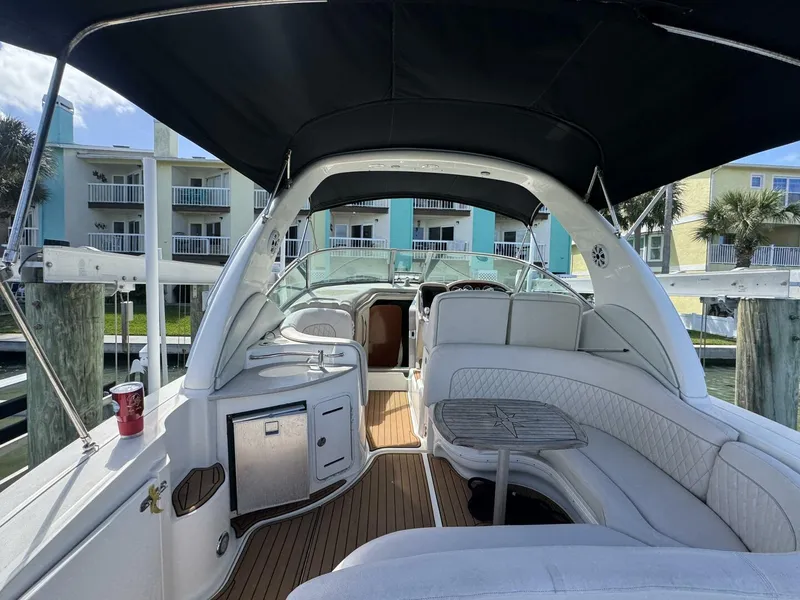 Slide: The Image of Sea Ray 320 Sundancer 2002 - 9