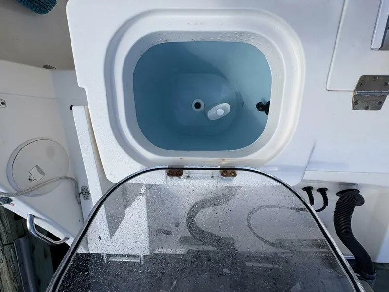 Slide: The Image of Cobia 240CC 2020 - 10
