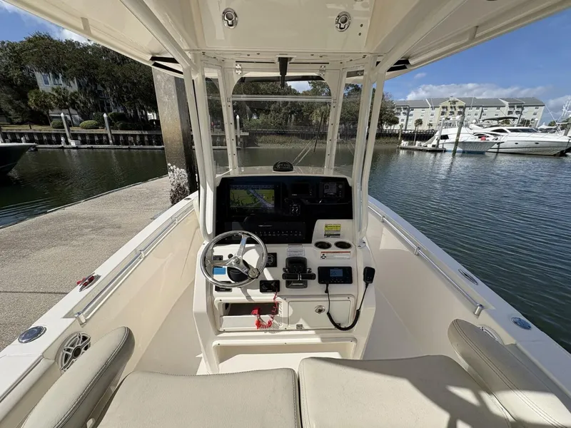 Slide: The Image of Cobia 240CC 2020 - 14