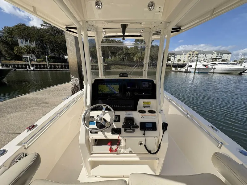 Slide: The Image of Cobia 240CC 2020 - 17