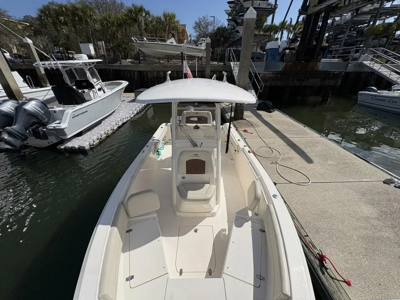 Slide: The Image of Cobia 240CC 2020 - 25