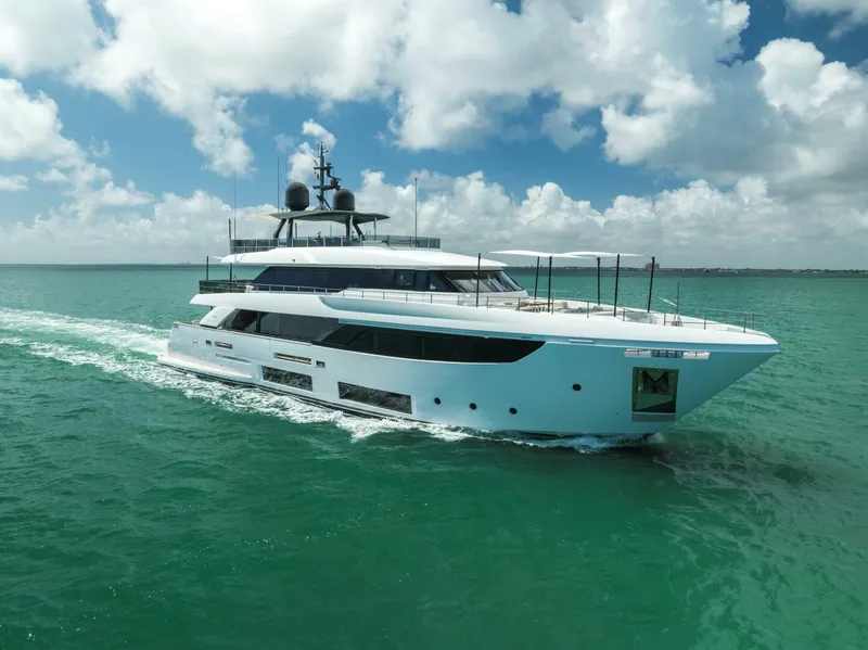 The Image of Custom 33 Navetta 2023 - 0