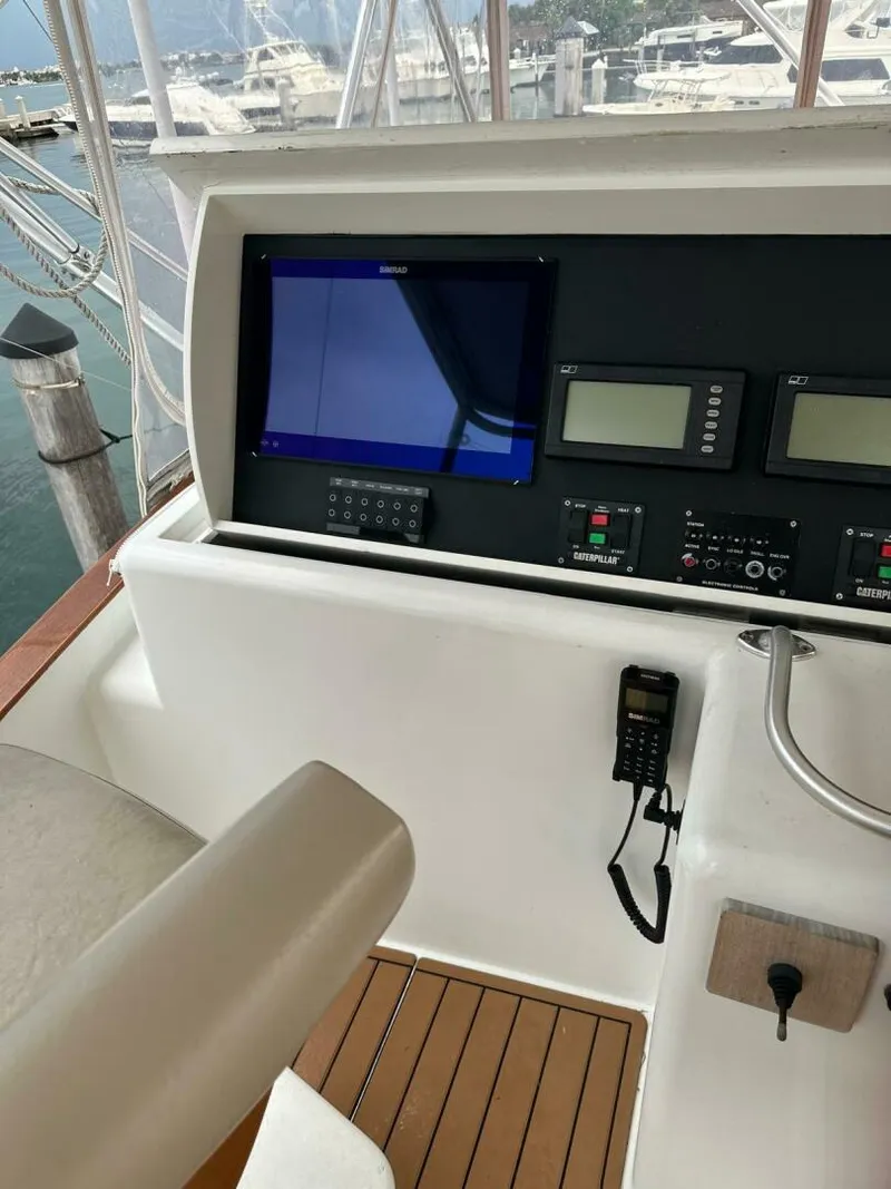 Slide: The Image of Buddy Davis SPORTFISH 2001 - 21